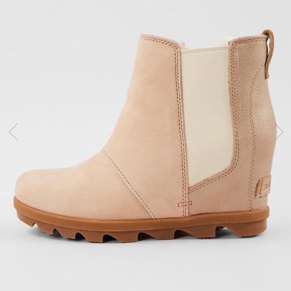 🆕 SOREL x Anthropologie cream beige wedge boots